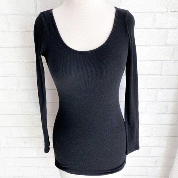 Bear Dance top open mesh back. Size small - Picture 6 of 6